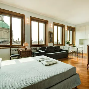 Appartement Bnbutler - Duomo - Galleria Unione, Milan